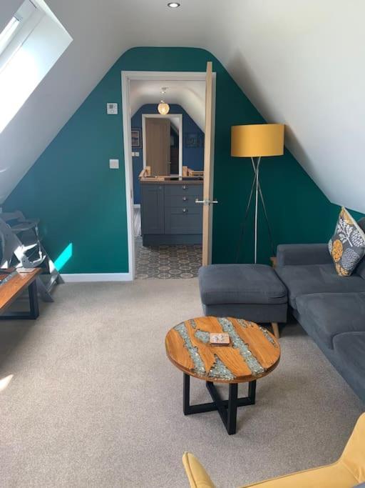 The Rickyard Apartment Carterton